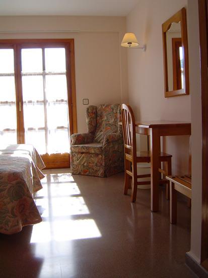 Hotel Anaya Puente La Reina de Jaca Pokoj fotografie